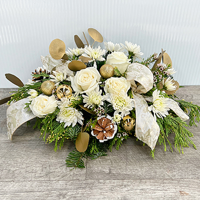 Champagne Elegance Centerpiece